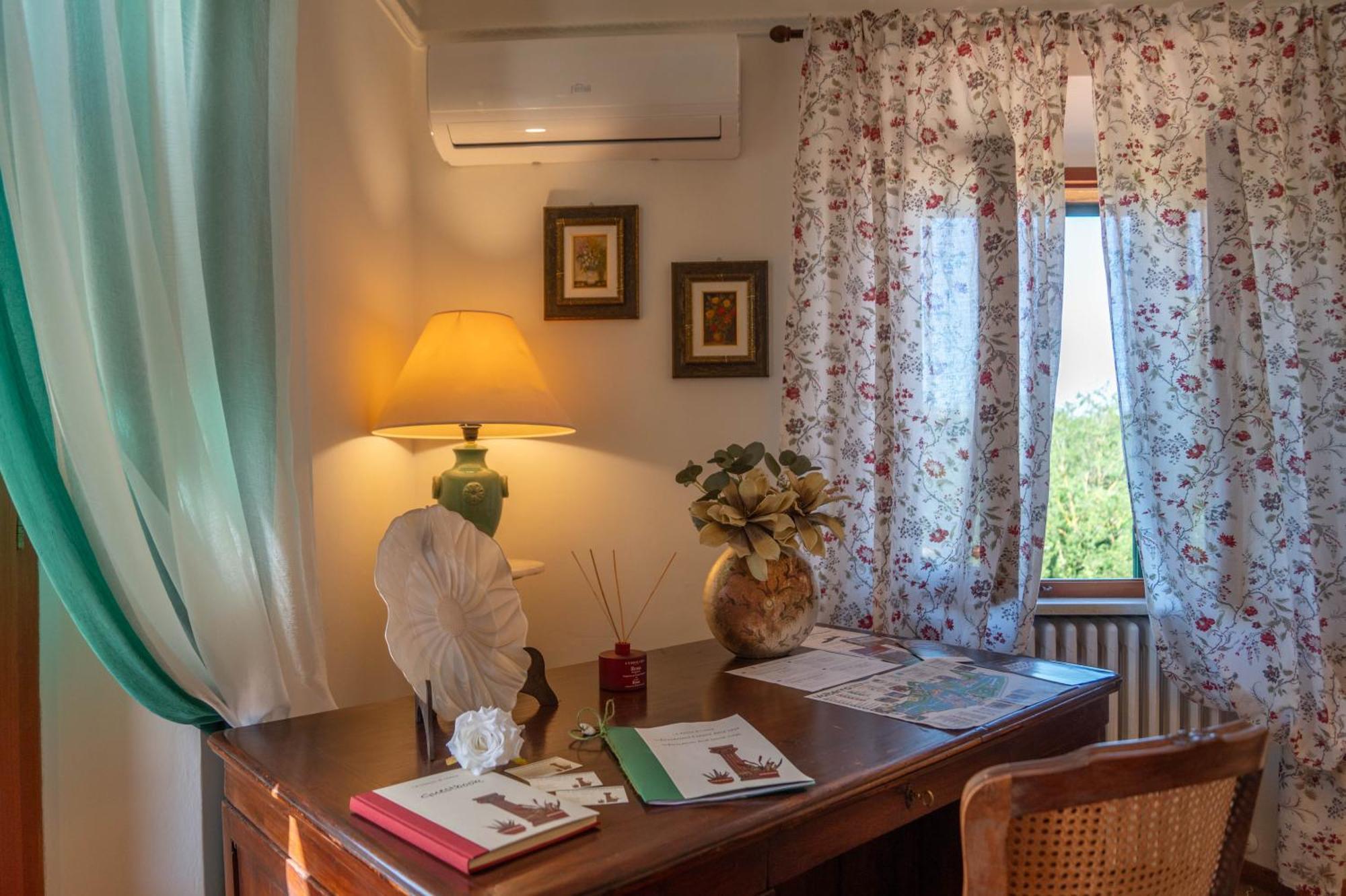 La Domus Di Marta Daire Volterra Dış mekan fotoğraf